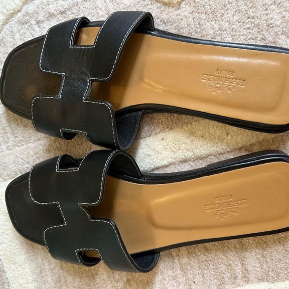 Hermès ORAN Women’s Slides - Picture 8 of 8
